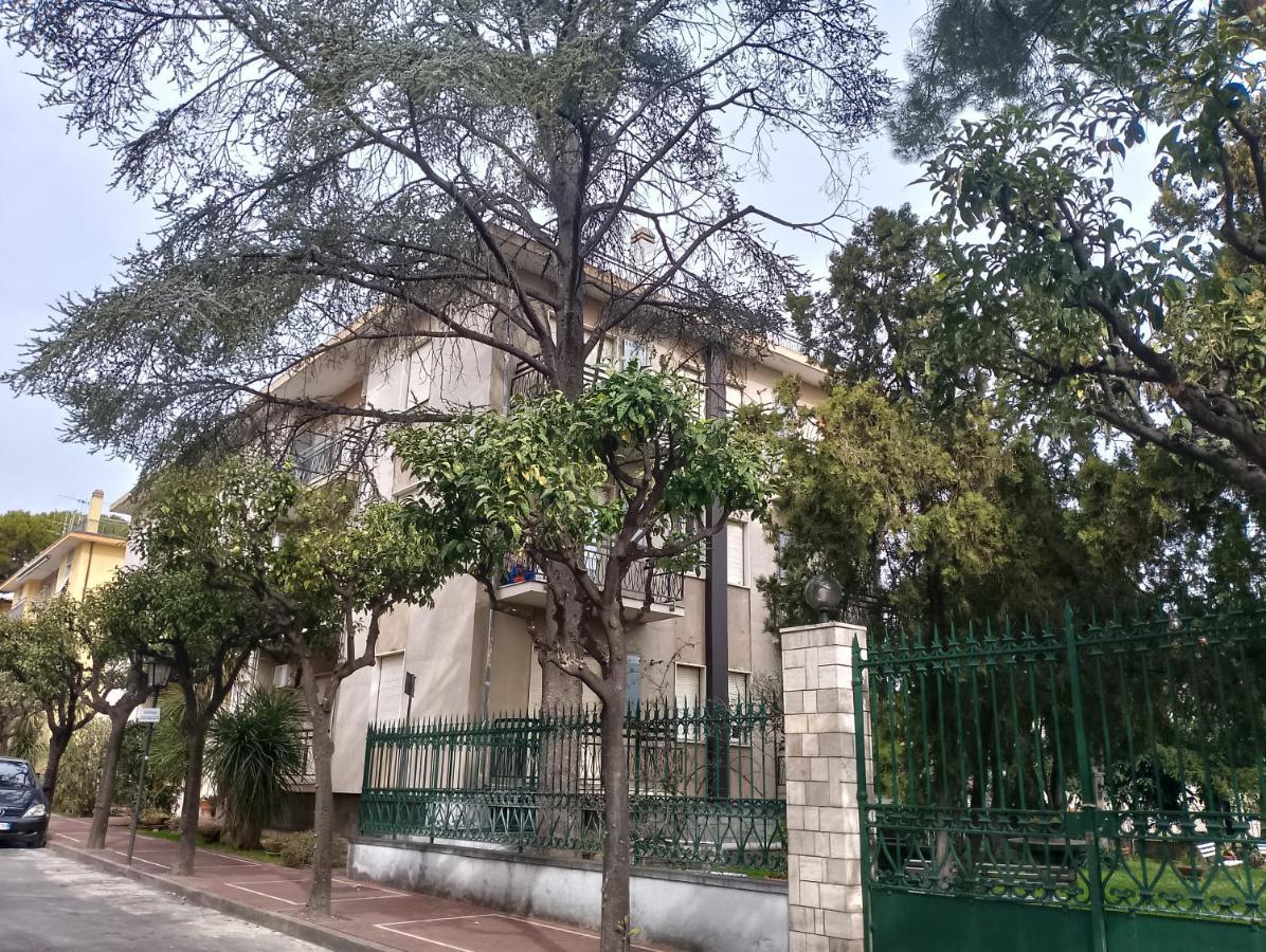 Appartamenti Bemar Diano Marina Exterior foto